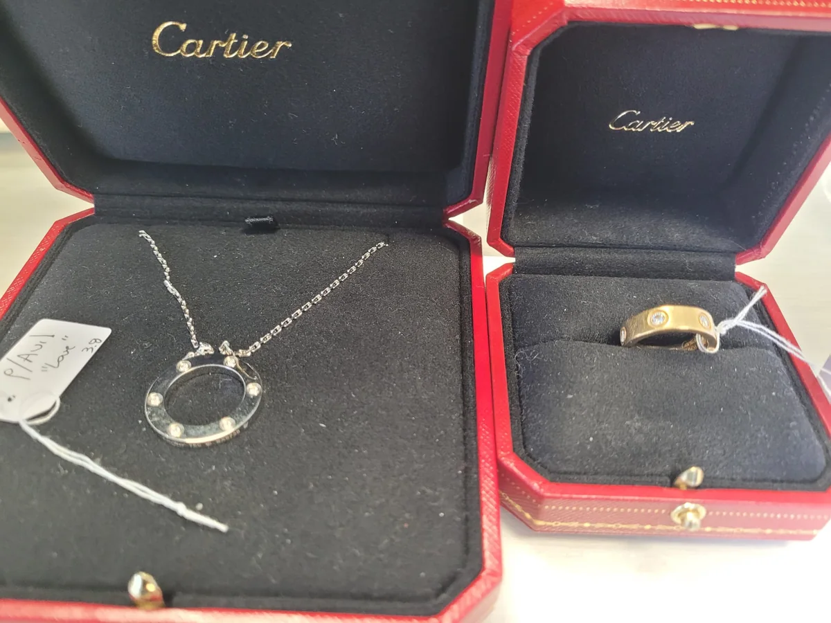 Signed jewellery prepared for private assessment in Budapest